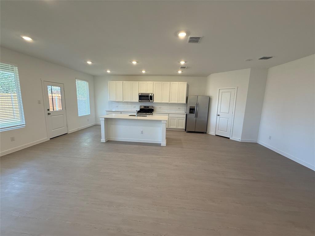 shaded tree - Residential Lease