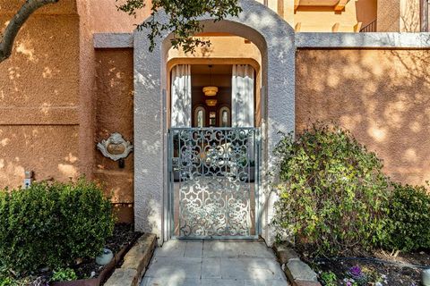 Tiny photo for 3424 GILLESPIE #5, Dallas, TX 75219 (MLS # 21188429)