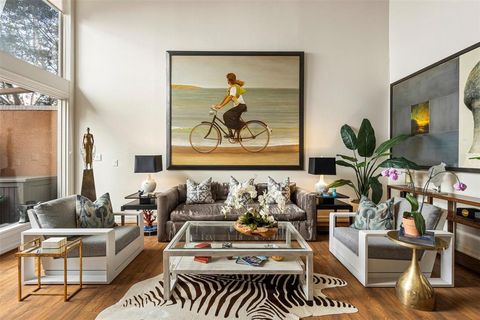 Tiny photo for 3424 GILLESPIE #5, Dallas, TX 75219 (MLS # 21188429)