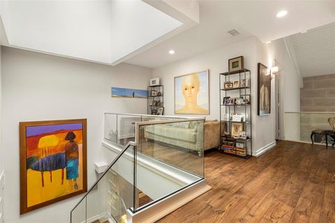 Tiny photo for 3424 GILLESPIE #5, Dallas, TX 75219 (MLS # 21188429)