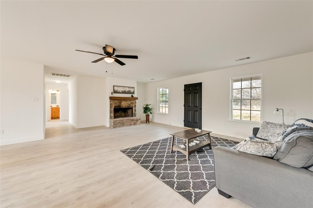 5828 Thousand Oaks Drive