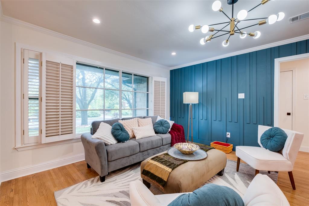 1922 Elmwood Boulevard