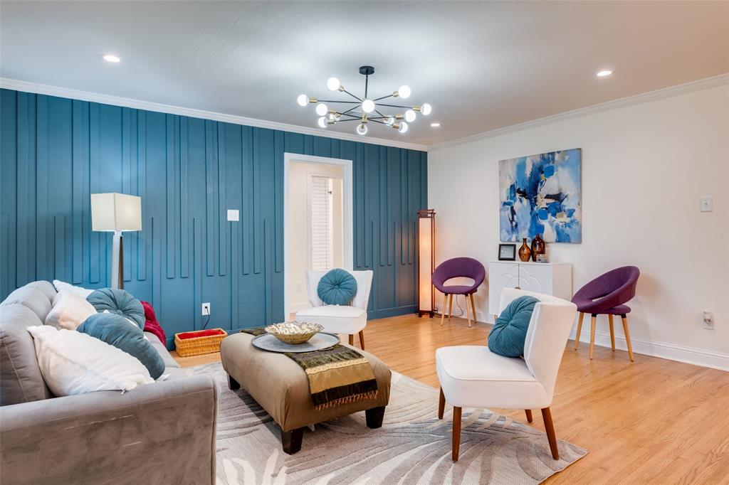 1922 Elmwood Boulevard