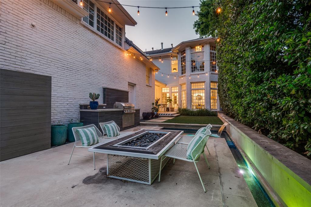 Walkers - Residential