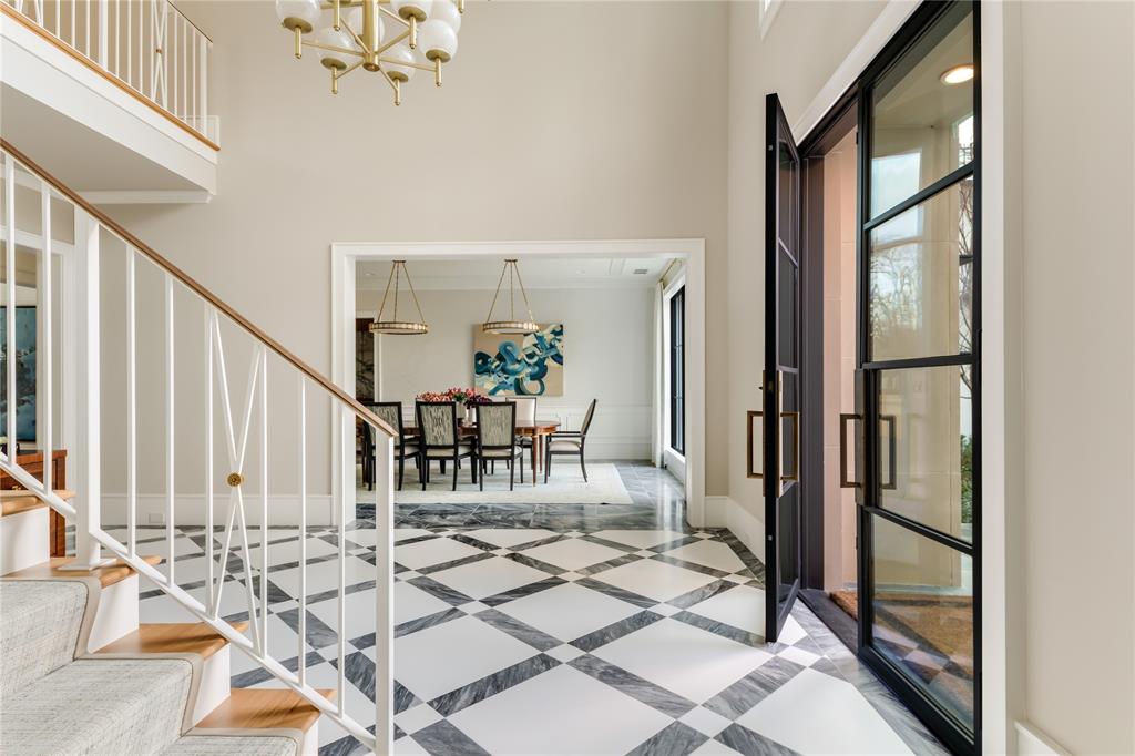 Mcfarlane - Residential