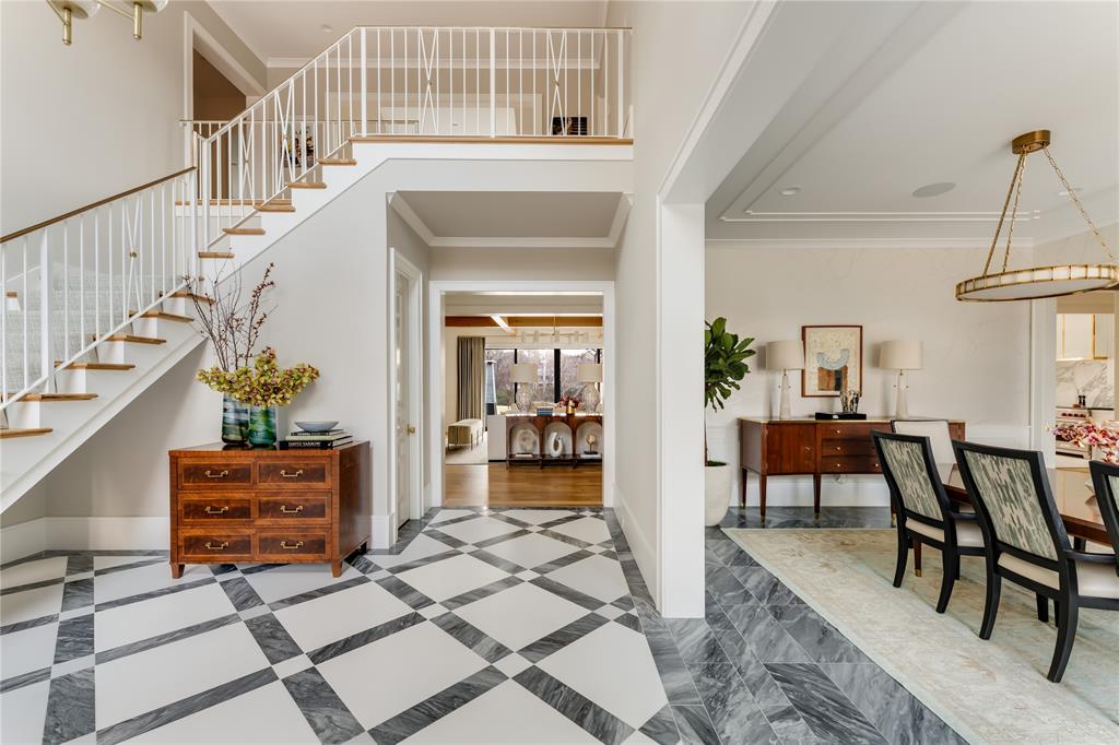 Mcfarlane - Residential