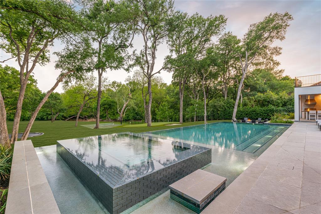 Mcfarlane - Residential