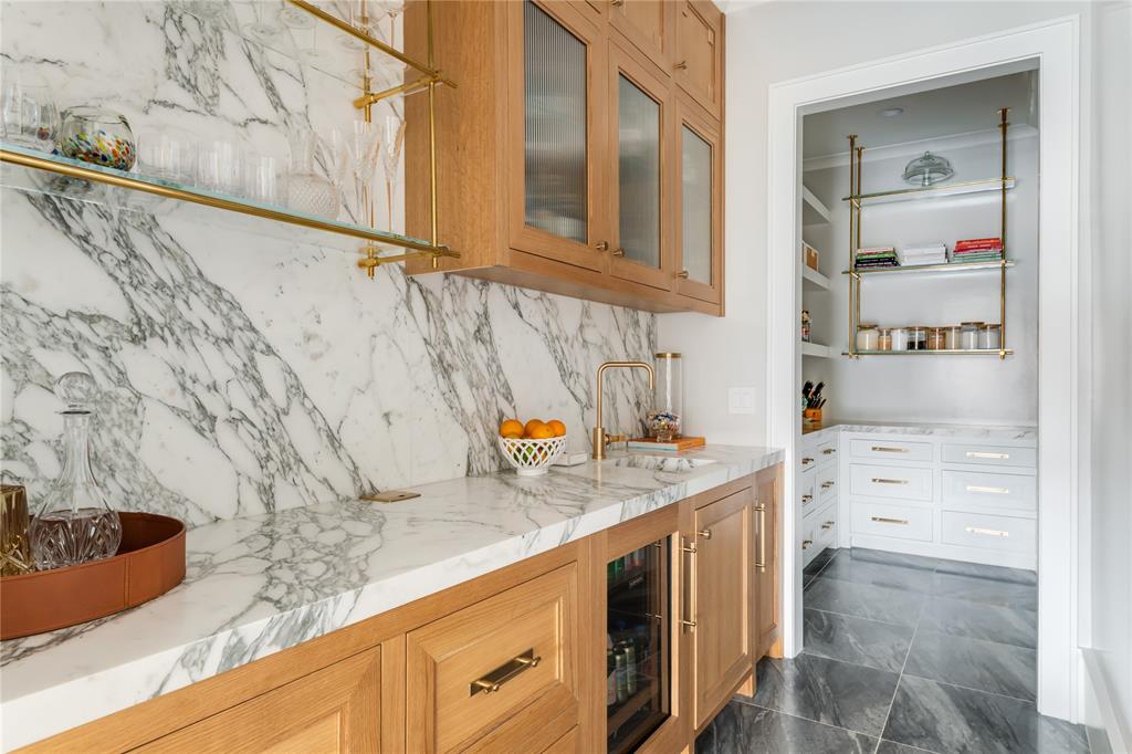 Mcfarlane - Residential