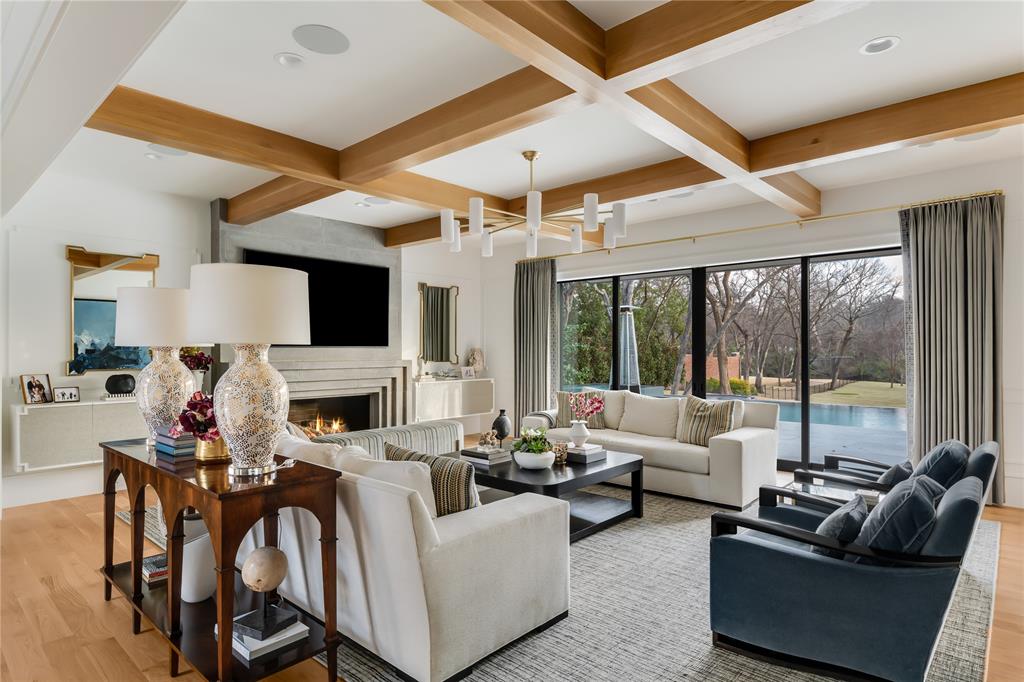 Mcfarlane - Residential