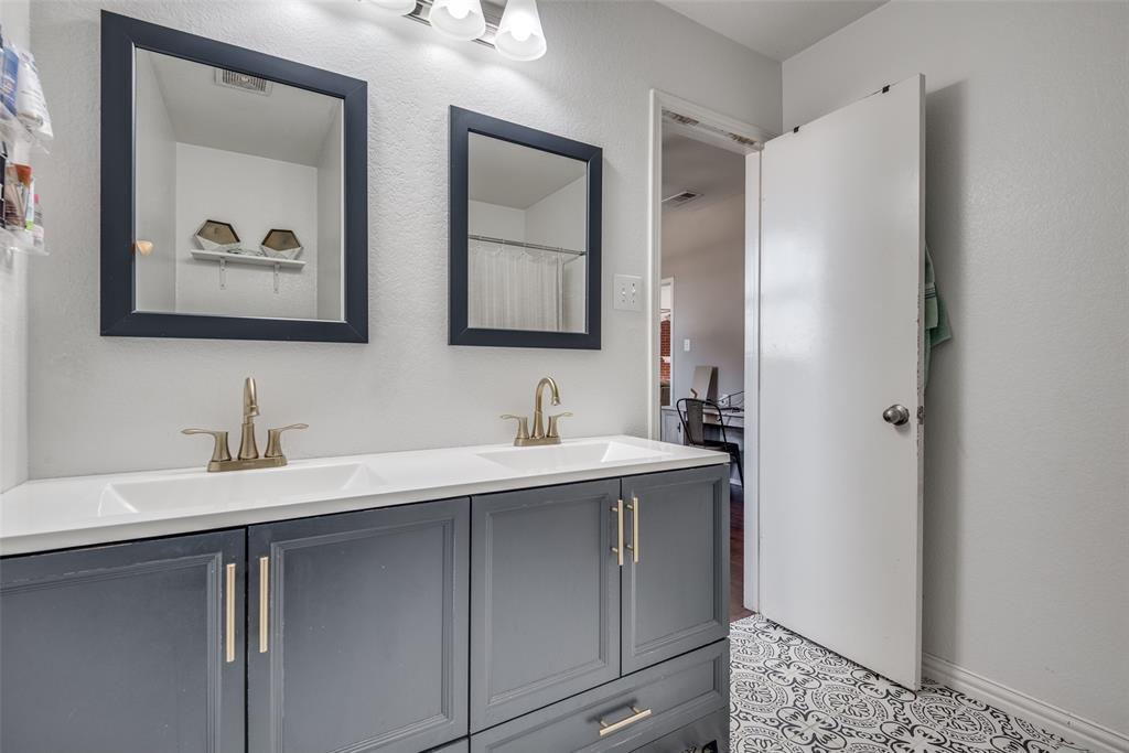 Moffitt Creek Estates - Residential