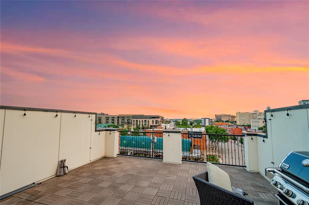 INTOWN HOMES AT FARMER'S MARKET - Residential Lease