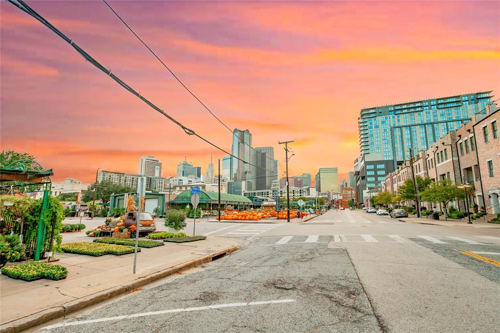 INTOWN HOMES AT FARMER'S MARKET - Residential Lease