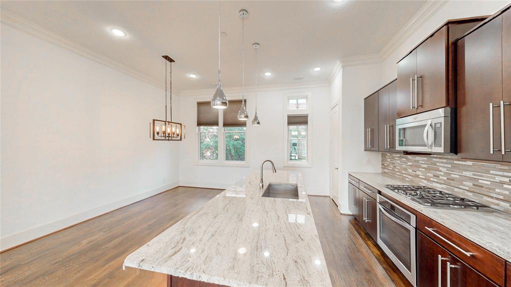 INTOWN HOMES AT FARMER'S MARKET - Residential Lease