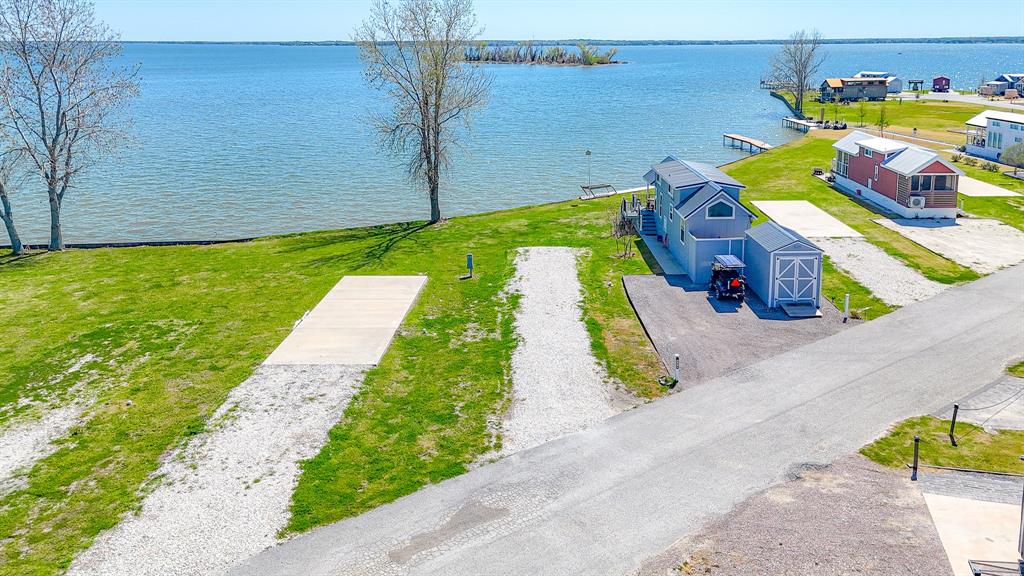 Peninsula Point - Land