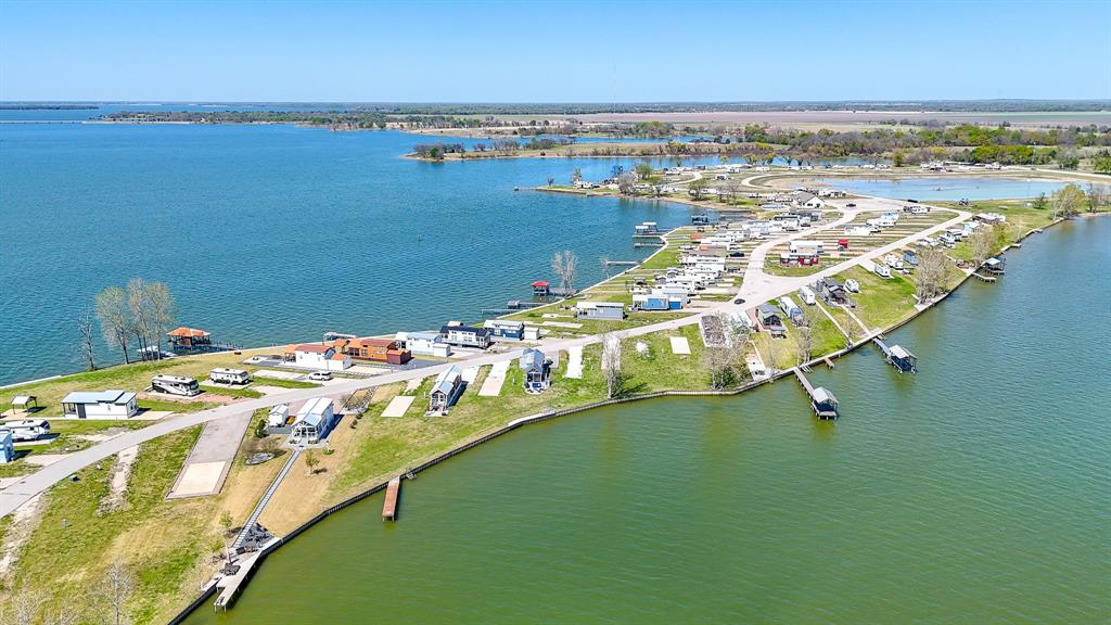 Peninsula Point - Land