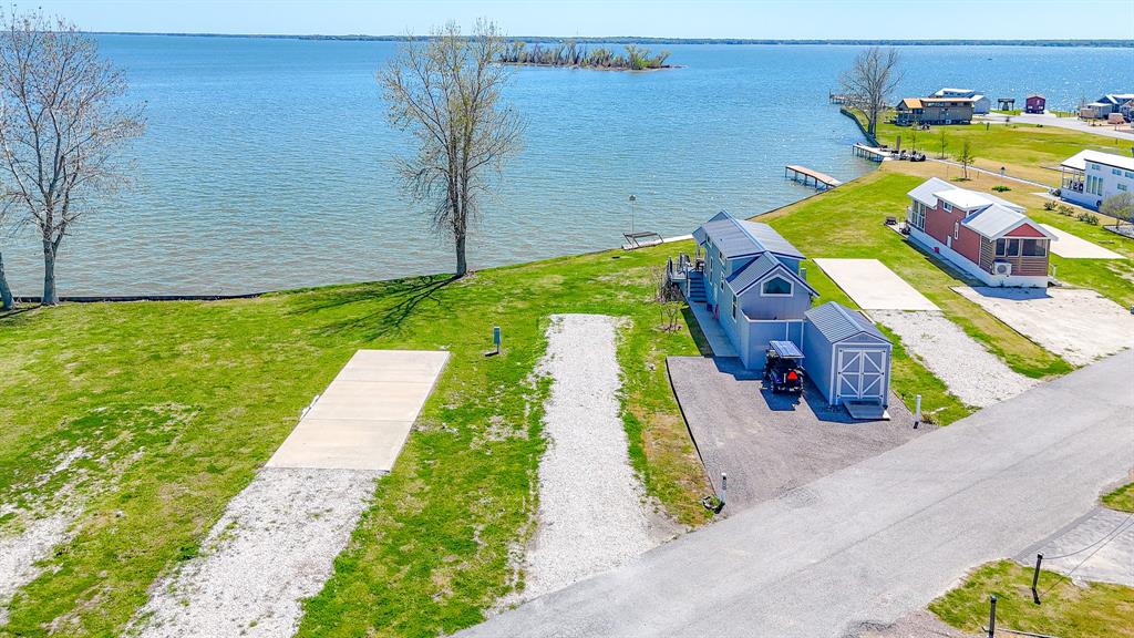 Peninsula Point - Land