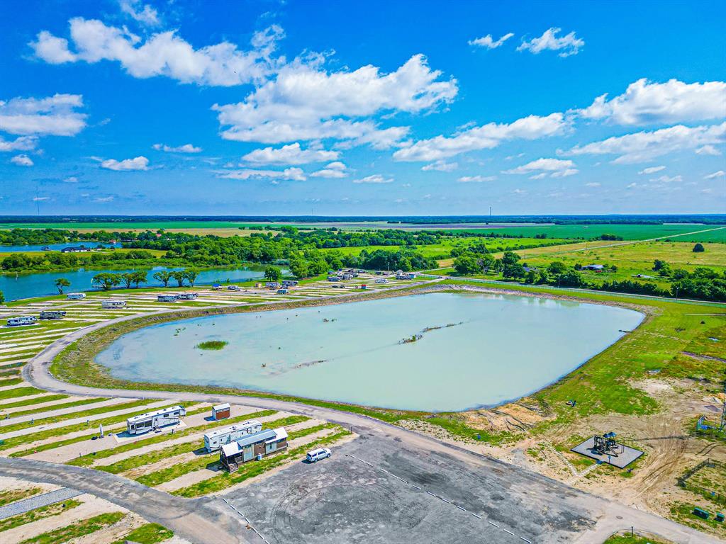 Peninsula Point - Land