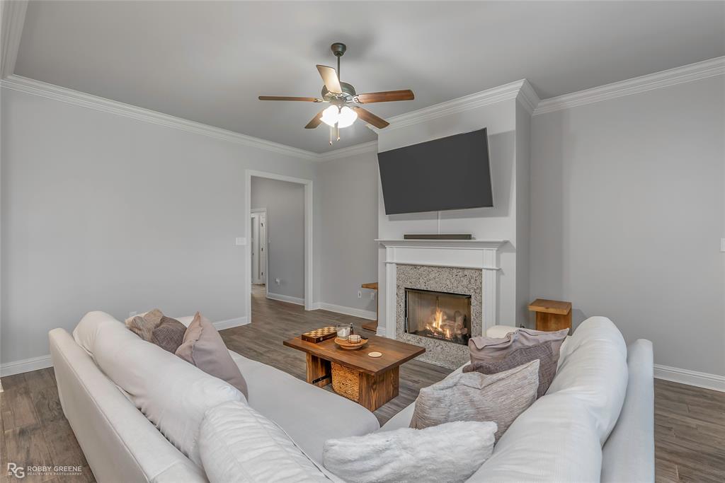 218 Beechcraft Way