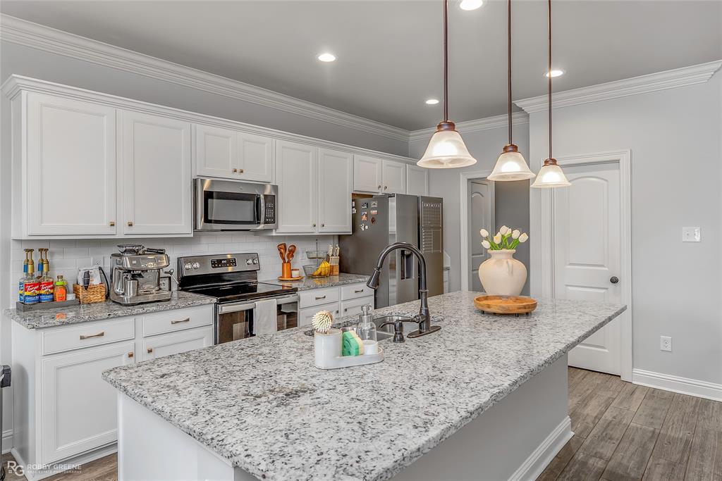 218 Beechcraft Way
