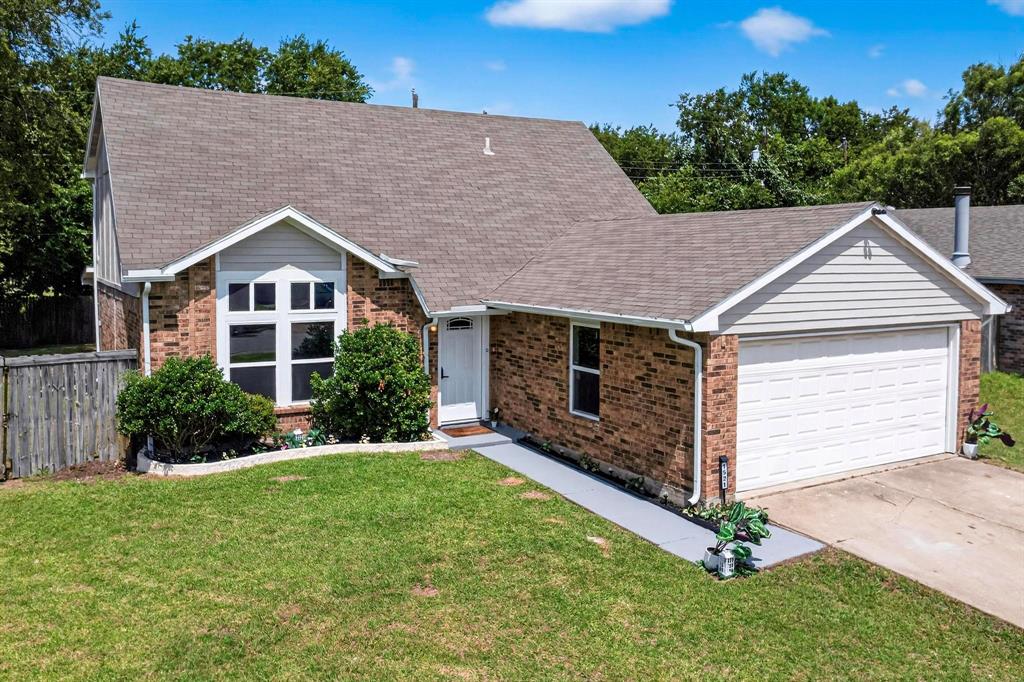 1521 Windsor Drive