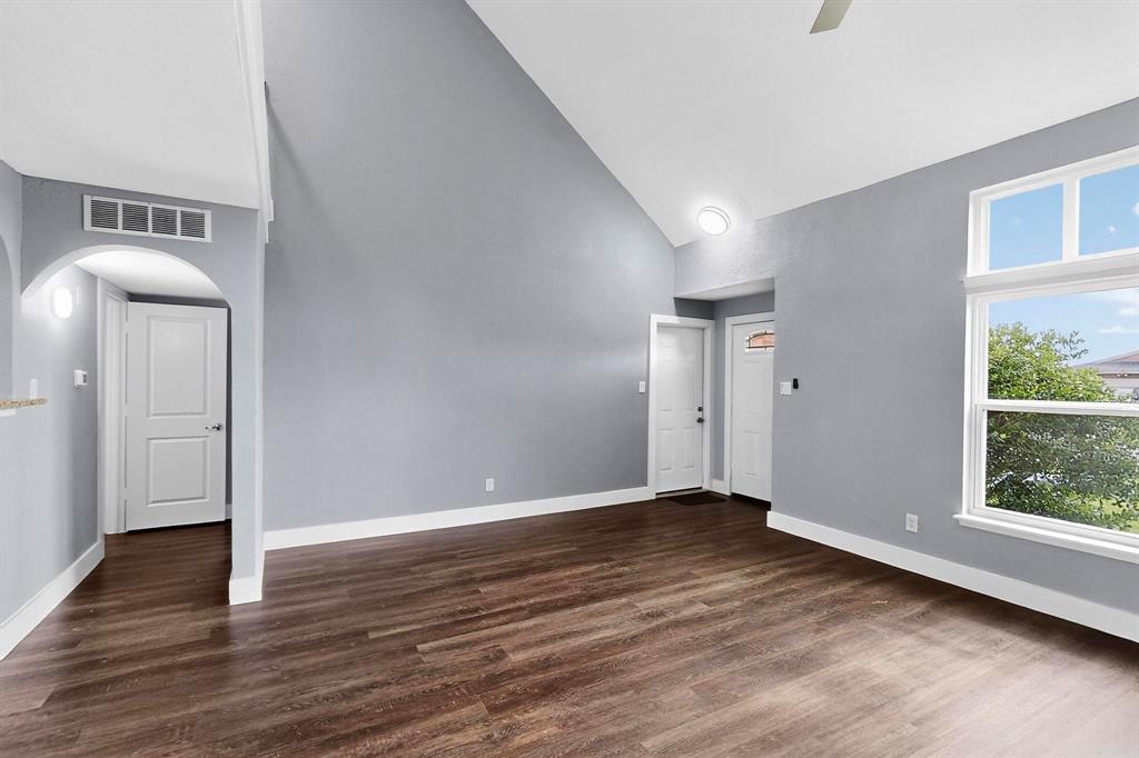 Bear Crk Mdws - Residential