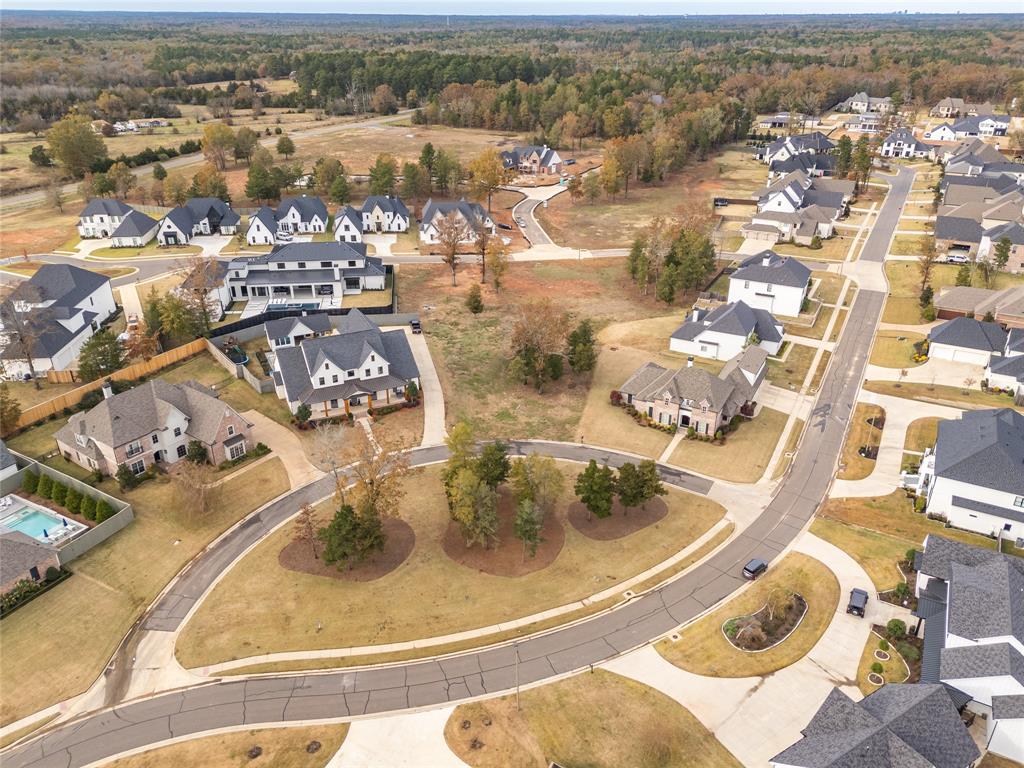 Southern Trace - Land