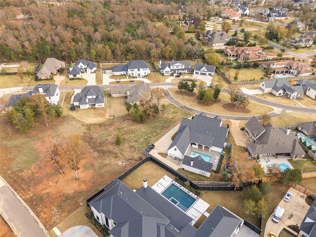 Southern Trace - Land