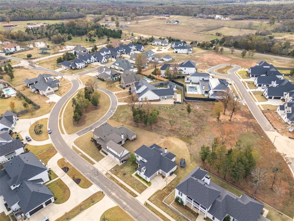 Southern Trace - Land