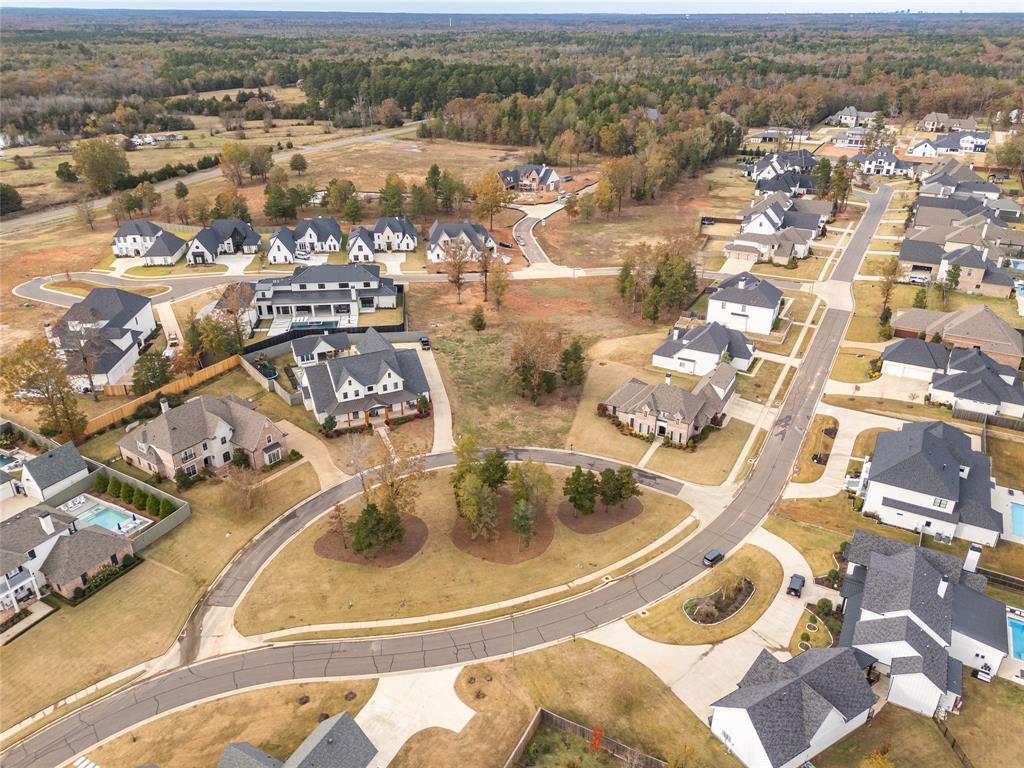 Southern Trace - Land