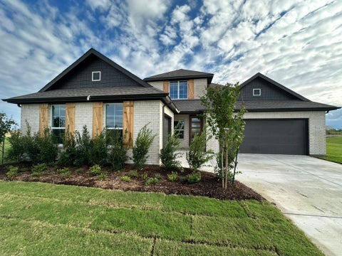 Photo of 210 Horizon Road, Valley View, TX 76272 (MLS # 21389596)