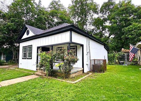 A home in Cleburne