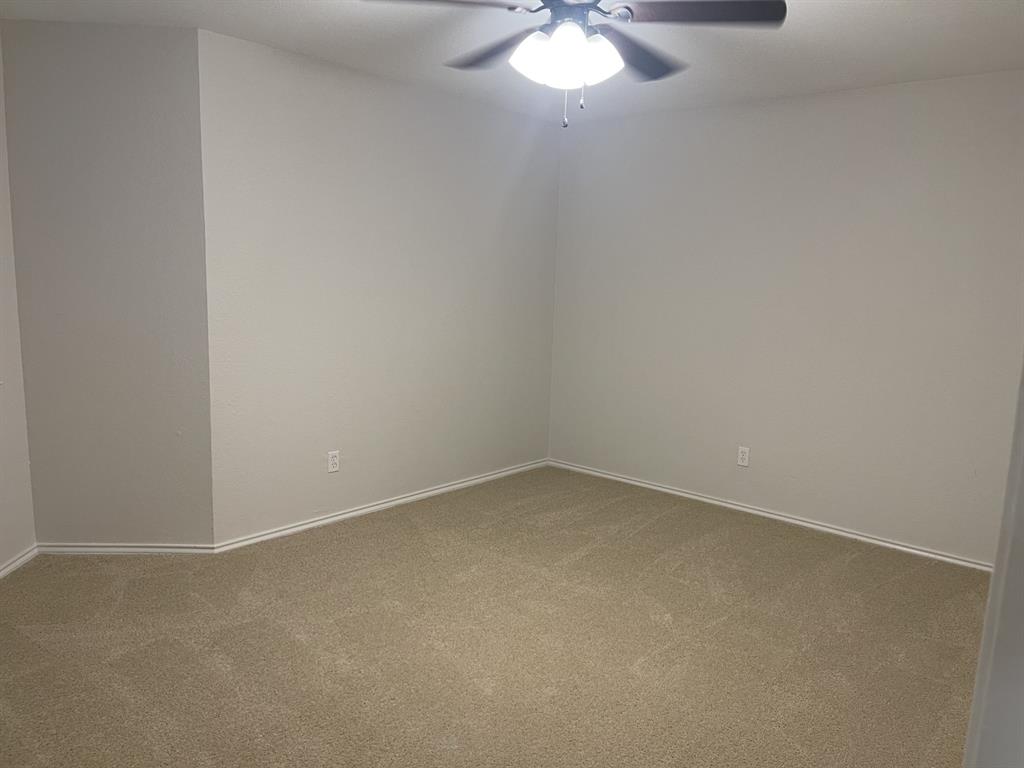 Arlington Oaks Condo - Residential