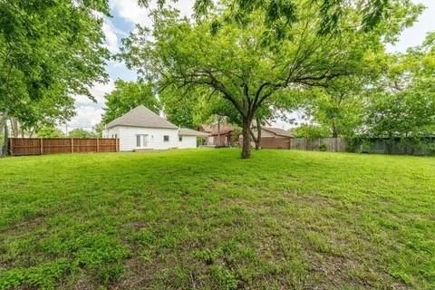 Tiny photo for 608 N Belknap Avenue, Stephenville, TX 76401 (MLS # 21197956)