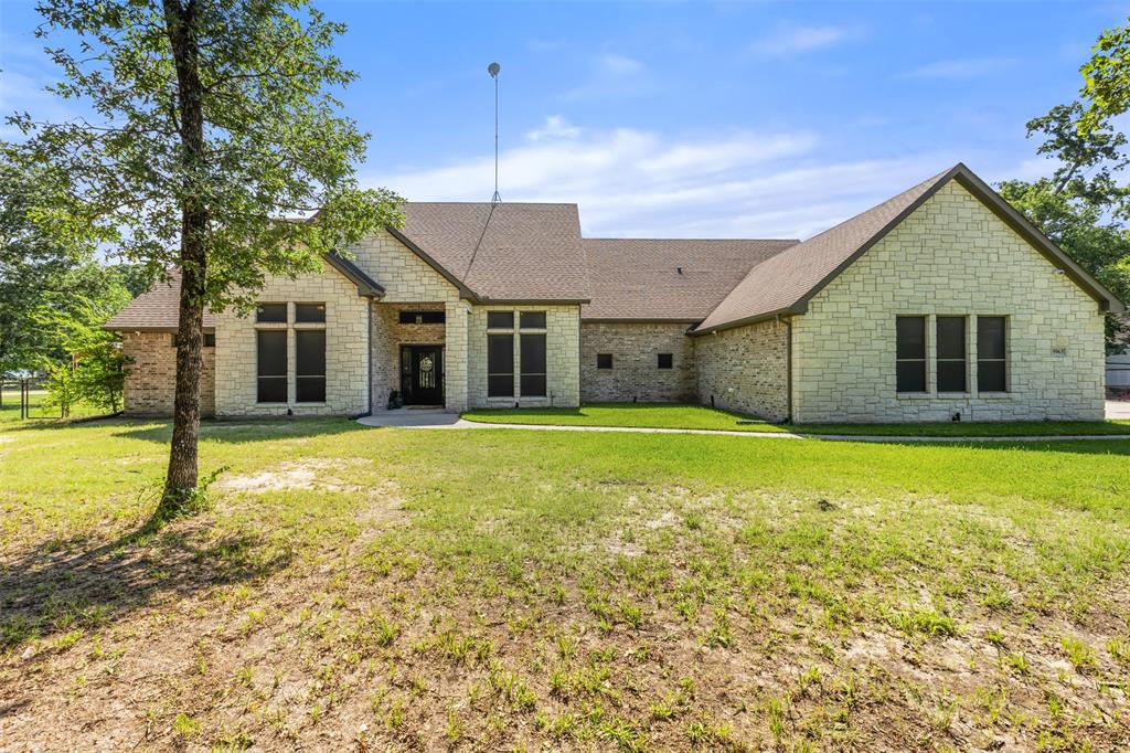 5963 County Road 2560