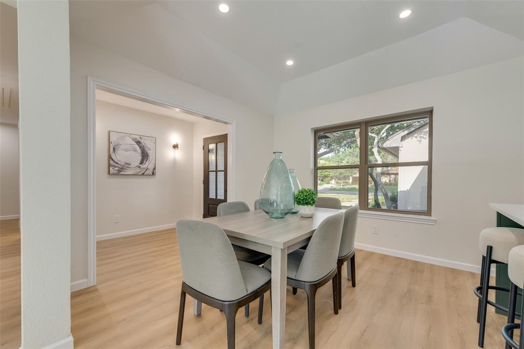 520 Oakcrest Drive