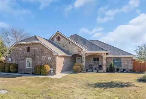 Photo of 563 Lakeside Drive, Rockwall, TX 75032 (MLS # 21094719)