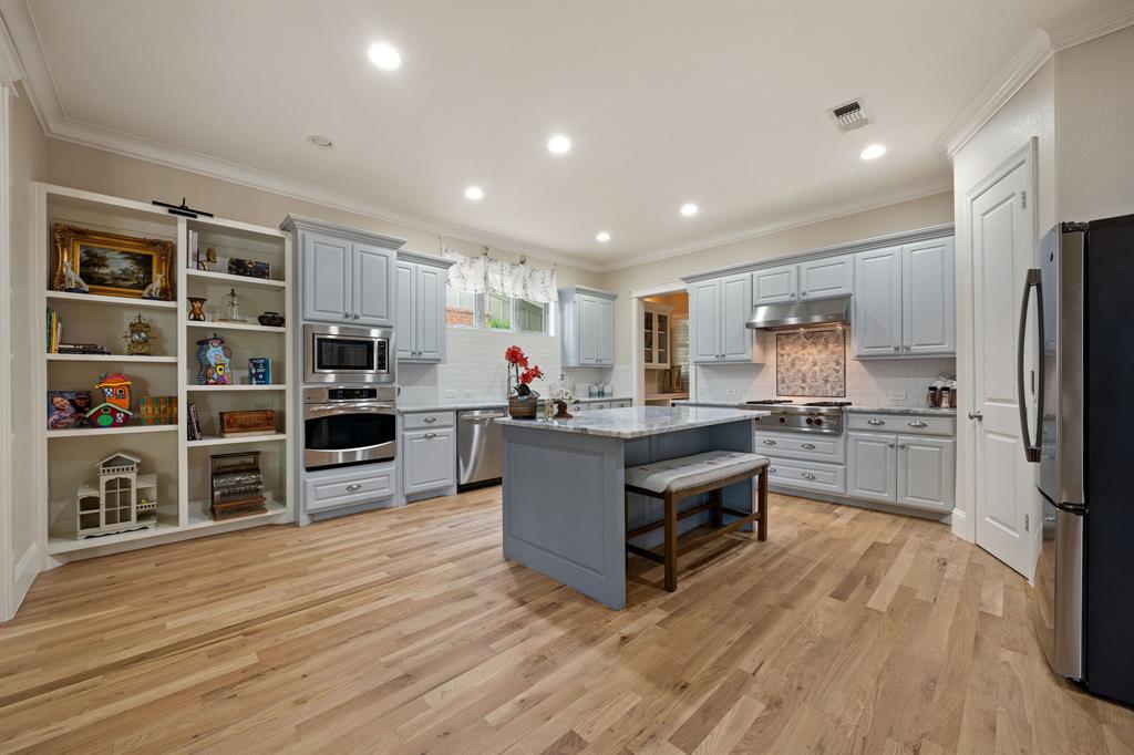 2324 Grassmere Lane