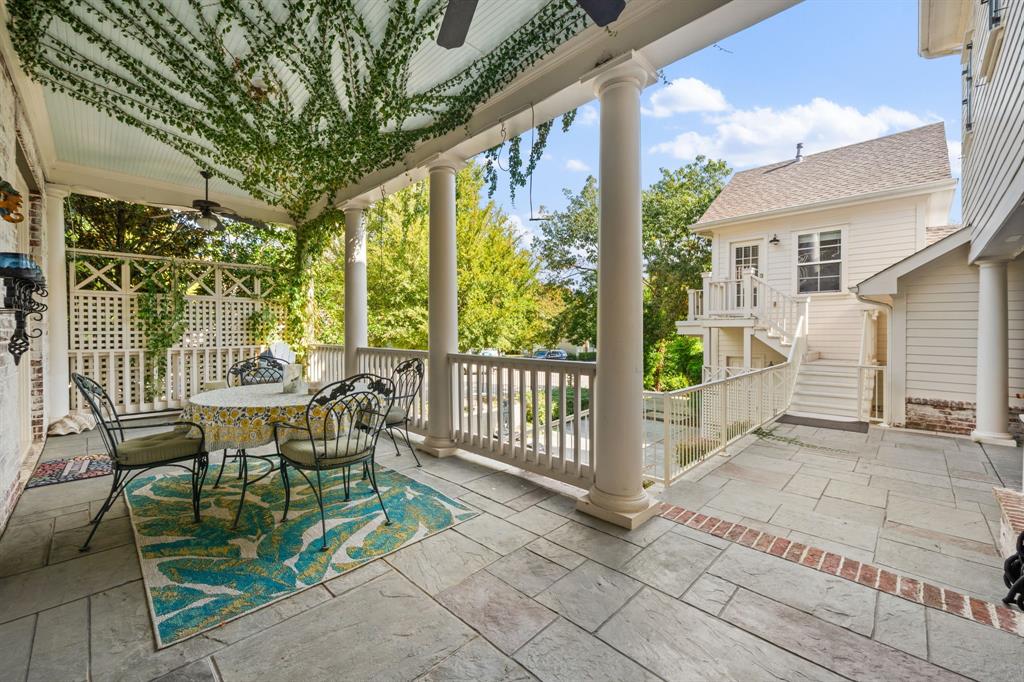 2324 Grassmere Lane