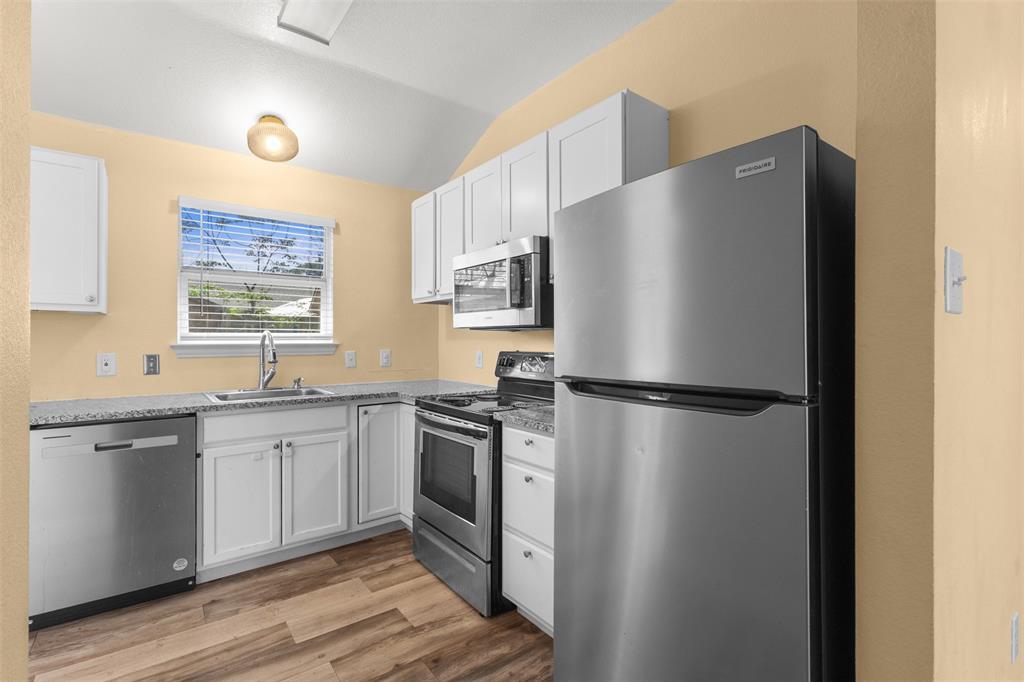 Homestead Manor Annex - Residential