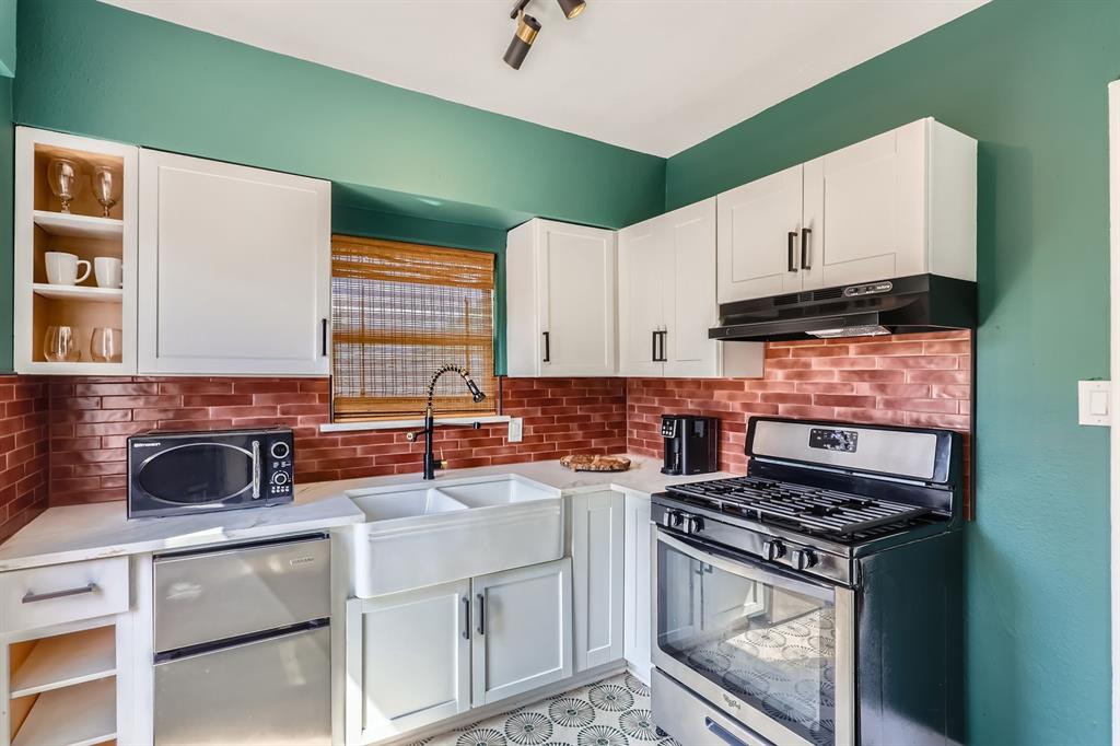 Sunset Hill - Residential Lease