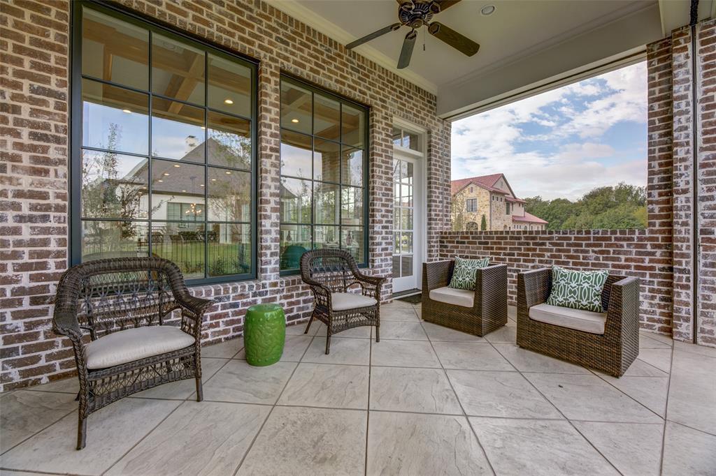 Lawn at Glen Abbey - Residential