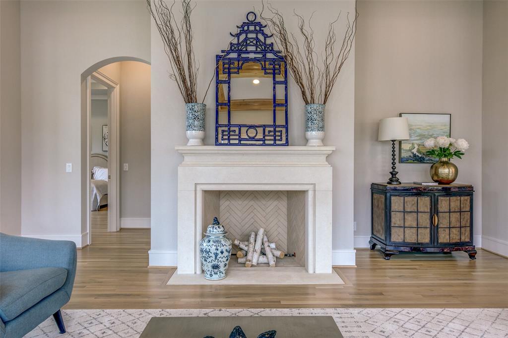 Lawn at Glen Abbey - Residential