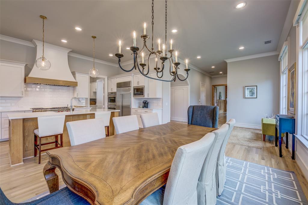 Lawn at Glen Abbey - Residential