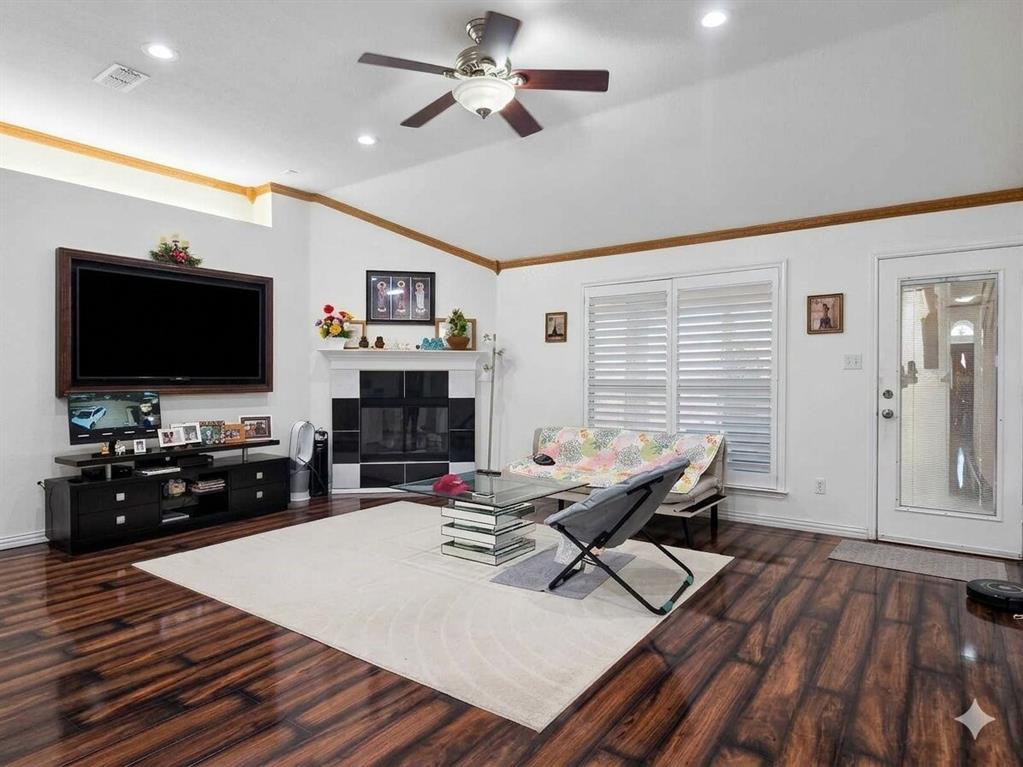 1629 Loveland Drive