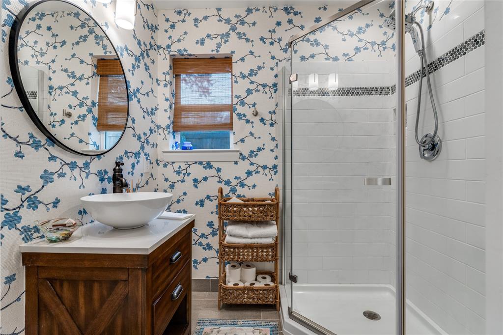 LOCHWOOD MEADOWS - Residential