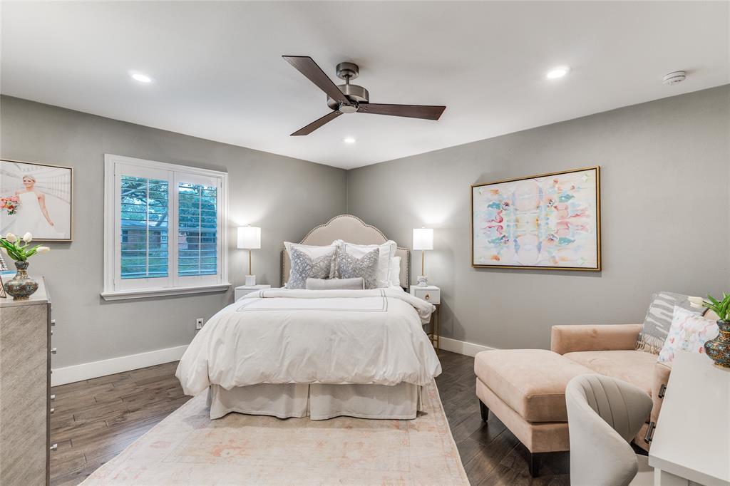 LOCHWOOD MEADOWS - Residential