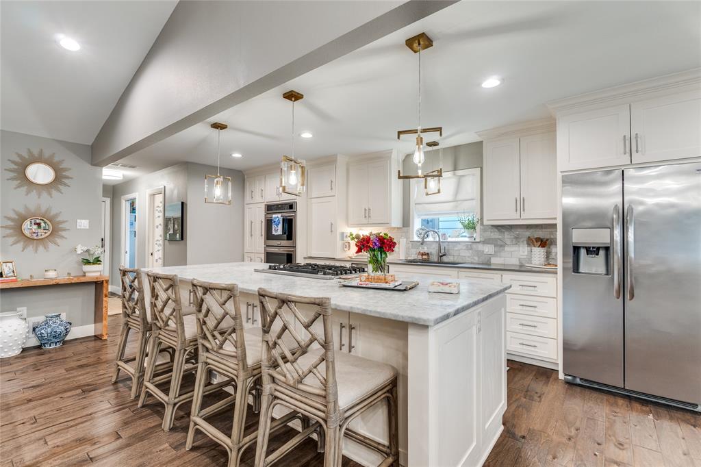 LOCHWOOD MEADOWS - Residential