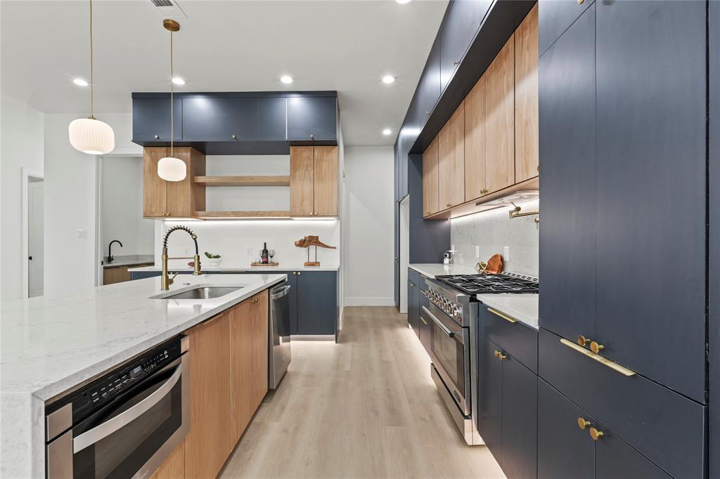 Victory Gardens - Residential