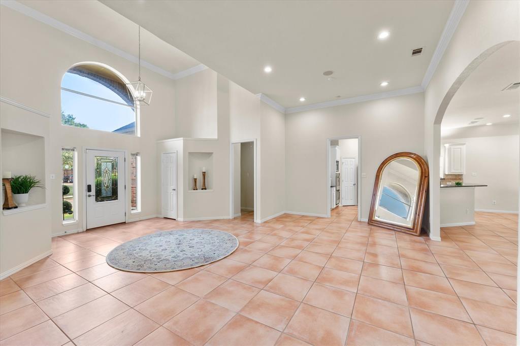 2508 Russwood Drive