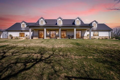 608 County Road 914 Burleson TX 76028